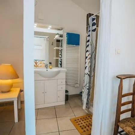 Maison De Village Cosy Avec Terrasse Privee
